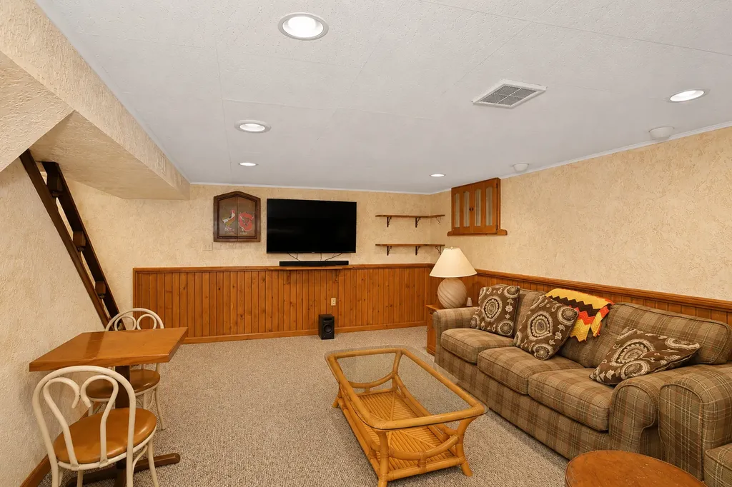 1751 Taft Avenue Rolling Meadows IL 60008
