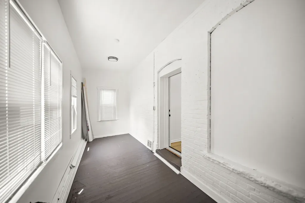 6810 South Wabash Avenue Chicago IL 60637