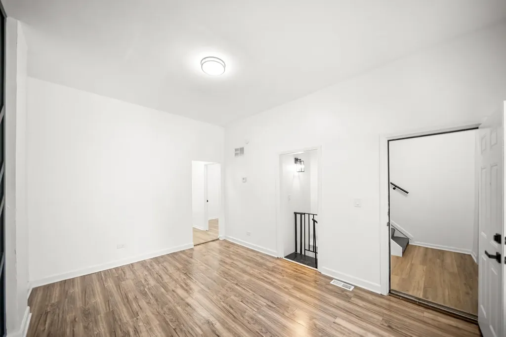 6810 South Wabash Avenue Chicago IL 60637