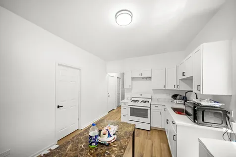 6810 South Wabash Avenue Chicago IL 60637