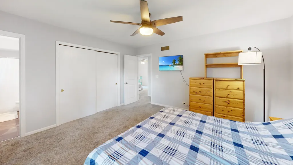 11S556 Book Road Naperville IL 60564
