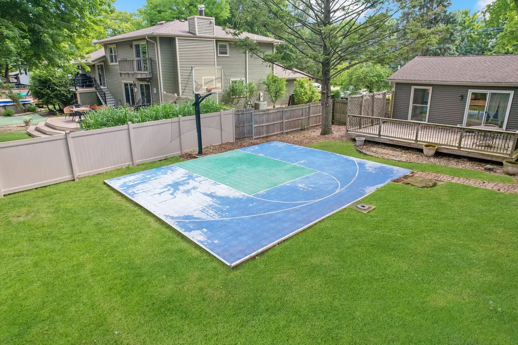 11S556 Book Road Naperville IL 60564