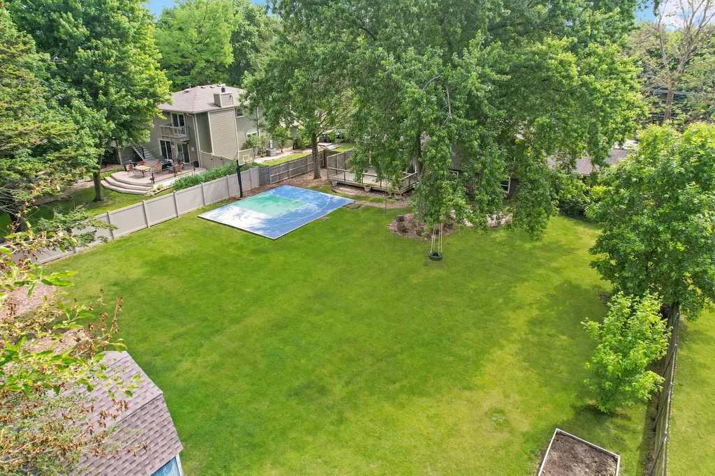 11S556 Book Road Naperville IL 60564