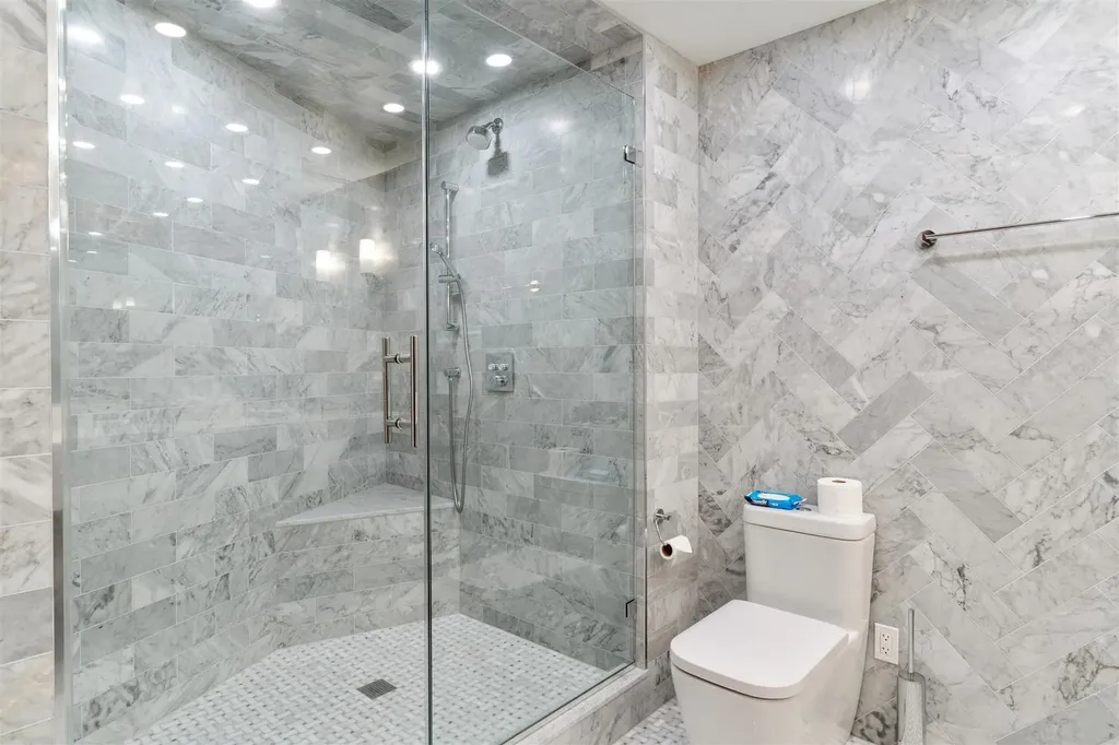 680 North Lake Shore Drive Chicago IL 60611