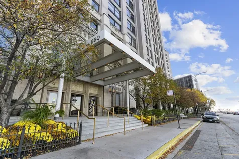 680 North Lake Shore Drive Chicago IL 60611