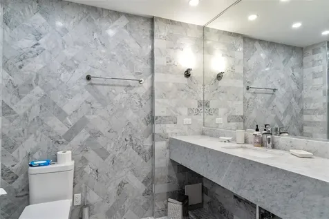 680 North Lake Shore Drive Chicago IL 60611