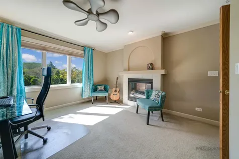 1576 South Kembley Avenue Palatine IL 60067