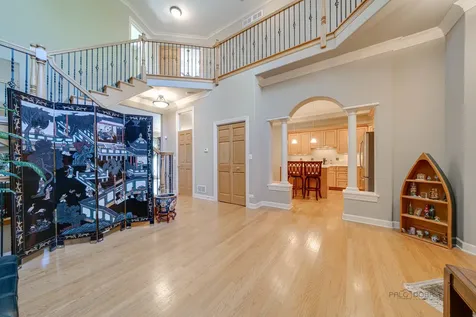 1576 South Kembley Avenue Palatine IL 60067