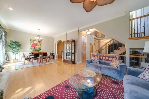 1576 South Kembley Avenue Palatine IL 60067