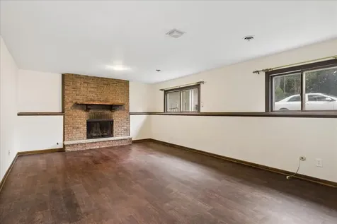 510 West Rockland Road Libertyville IL 60048