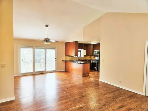 1932 Golf View Drive Bartlett IL 60103