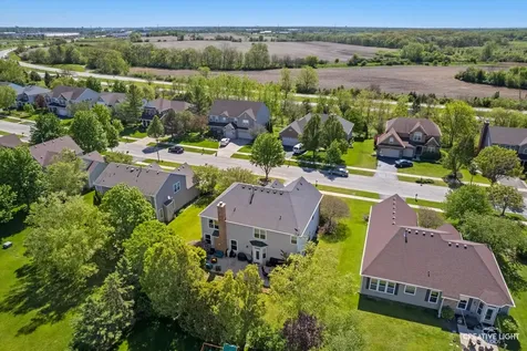 1164 Dorr Drive Sugar Grove IL 60554