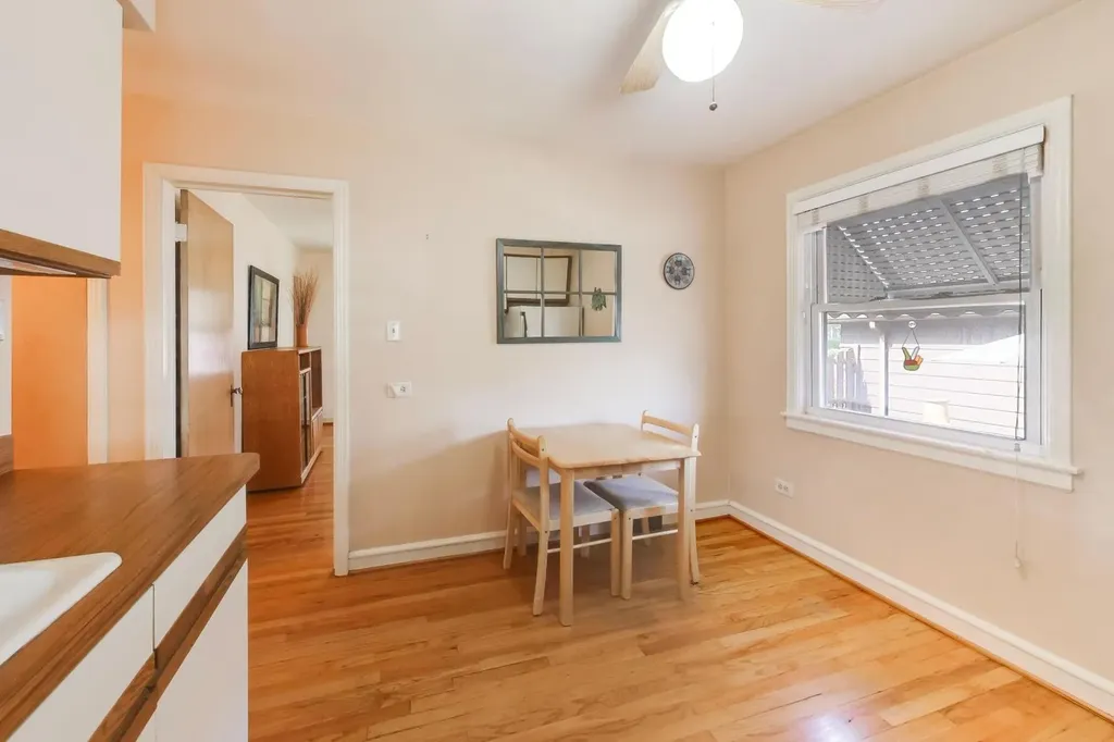 5300 North Oconto Avenue Chicago IL 60656