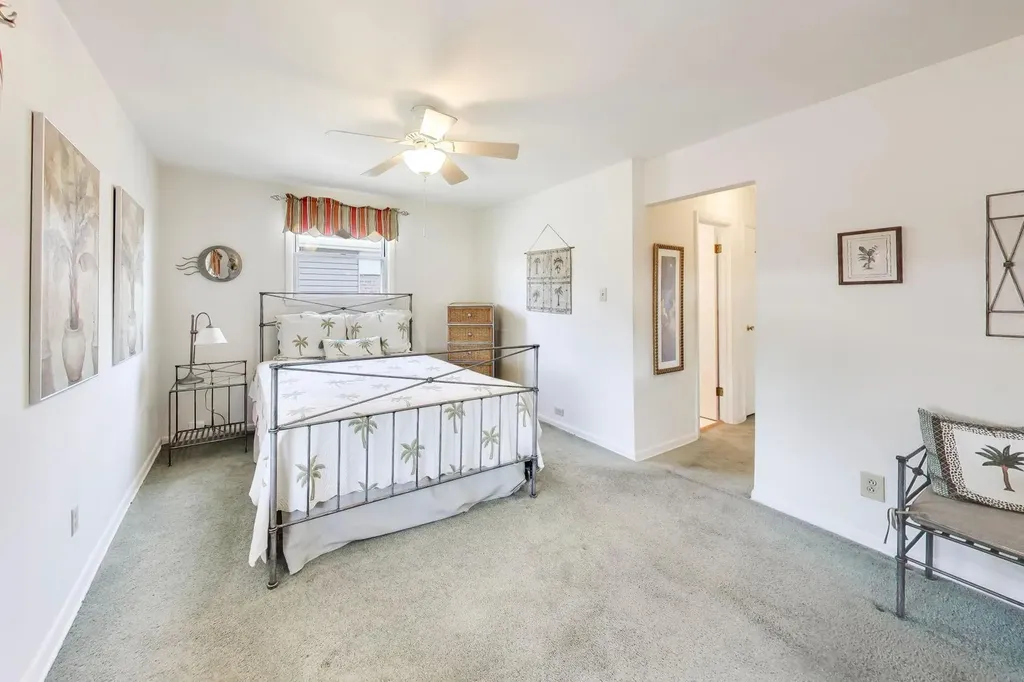 5300 North Oconto Avenue Chicago IL 60656