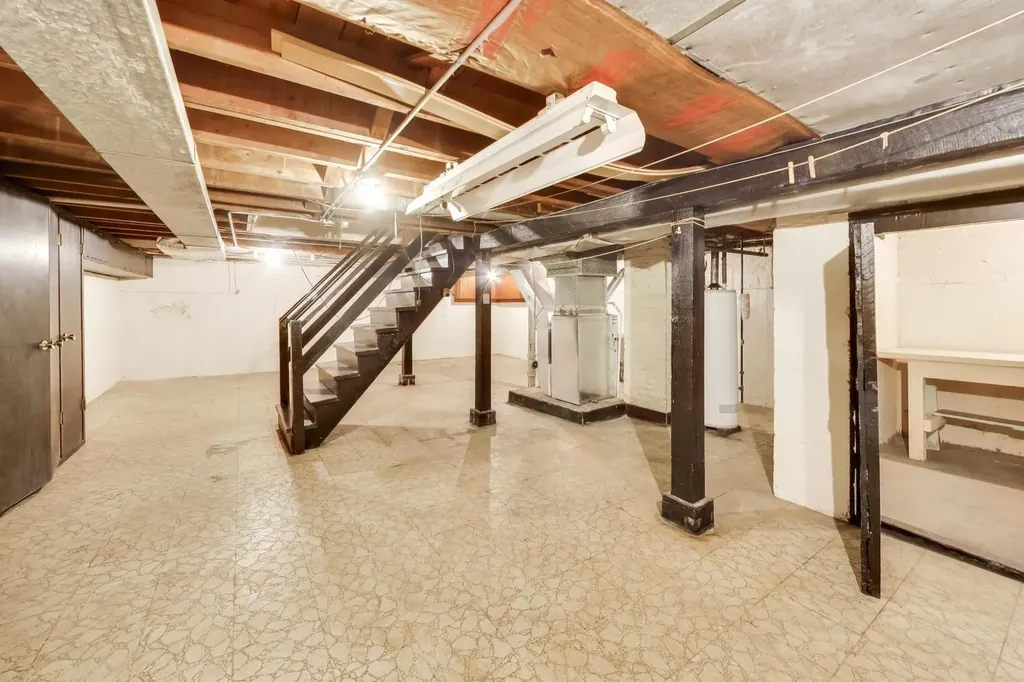 5300 North Oconto Avenue Chicago IL 60656
