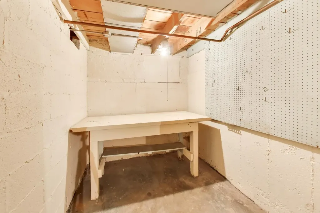5300 North Oconto Avenue Chicago IL 60656