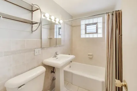 5300 North Oconto Avenue Chicago IL 60656