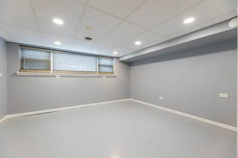 5859 West 64th Street Chicago IL 60638