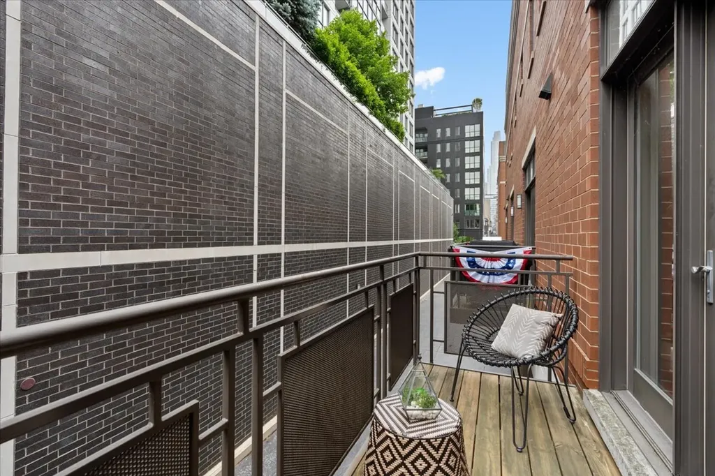 460 West Superior Street Chicago IL 60654