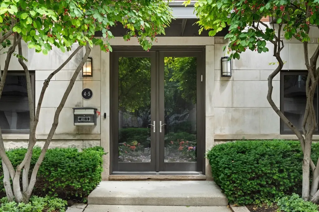 460 West Superior Street Chicago IL 60654