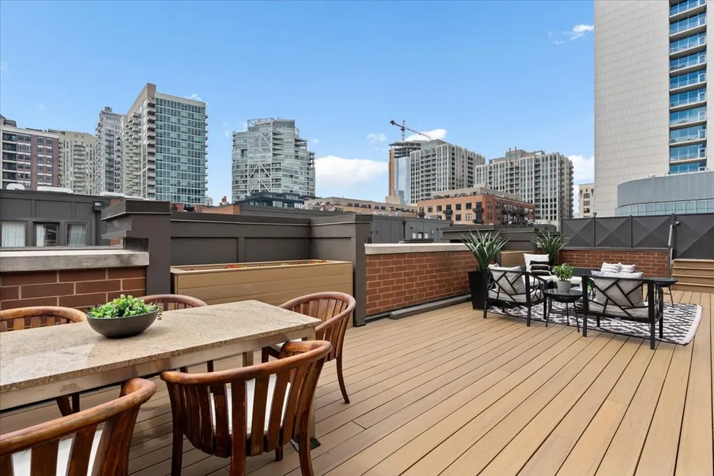 460 West Superior Street Chicago IL 60654