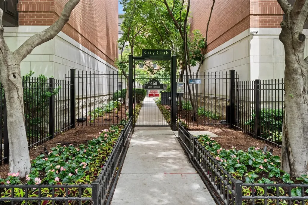 460 West Superior Street Chicago IL 60654