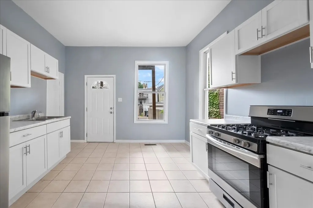 1831 North California Avenue Chicago IL 60647