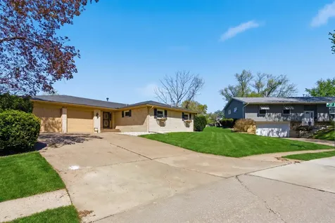 3617 25TH Avenue Rock Island IL 61201