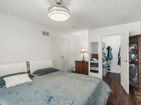 306 Milton Court Bloomingdale IL 60108