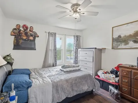 306 Milton Court Bloomingdale IL 60108