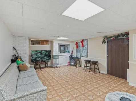 306 Milton Court Bloomingdale IL 60108