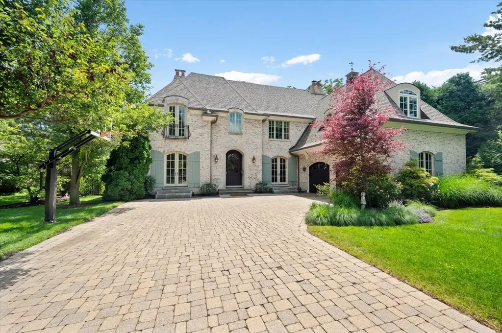 1235 Longmeadow Lane Glencoe IL 60022