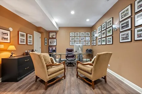 1235 Longmeadow Lane Glencoe IL 60022