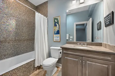 1235 Longmeadow Lane Glencoe IL 60022