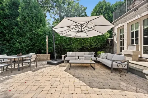 1235 Longmeadow Lane Glencoe IL 60022