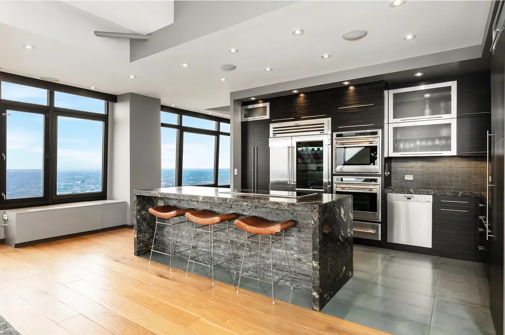 175 East Delaware Place Chicago IL 60611