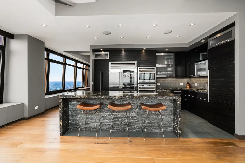 175 East Delaware Place Chicago IL 60611