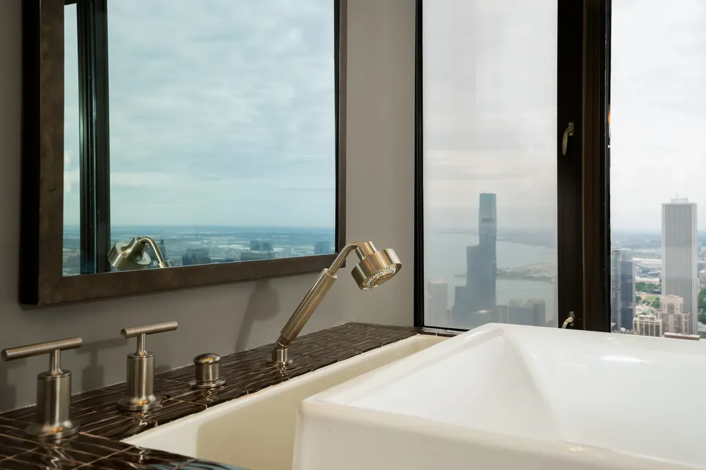 175 East Delaware Place Chicago IL 60611