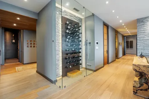175 East Delaware Place Chicago IL 60611