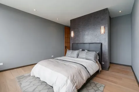 175 East Delaware Place Chicago IL 60611