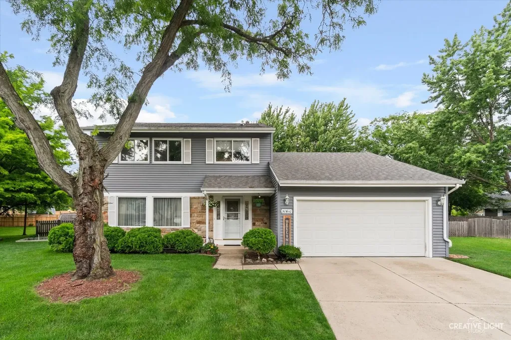 30W110 Avondale Court Warrenville IL 60555