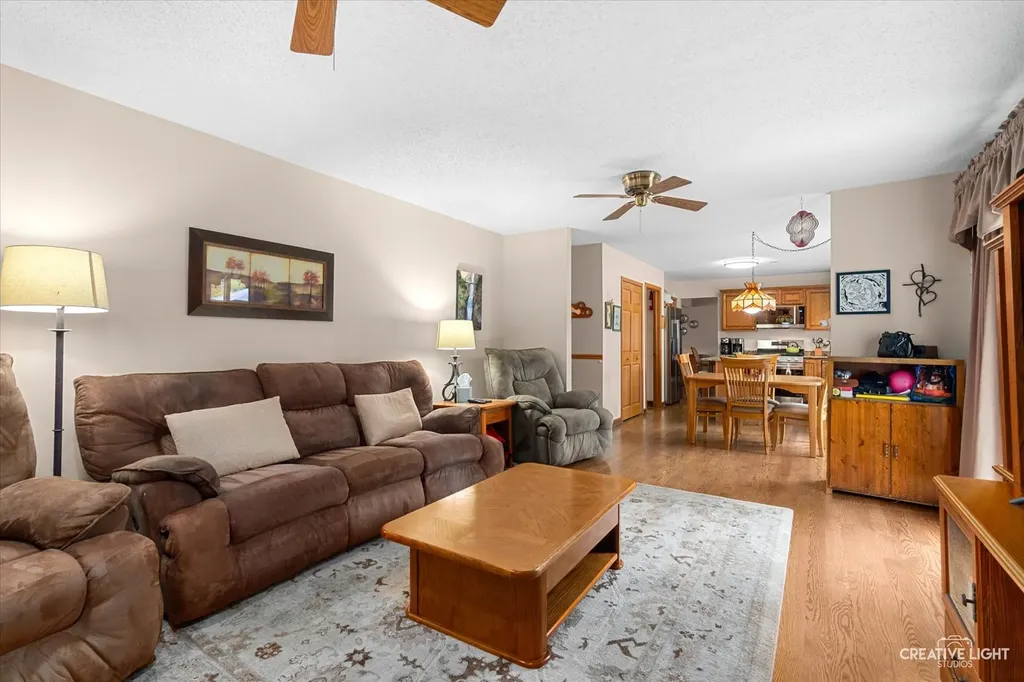 30W110 Avondale Court Warrenville IL 60555