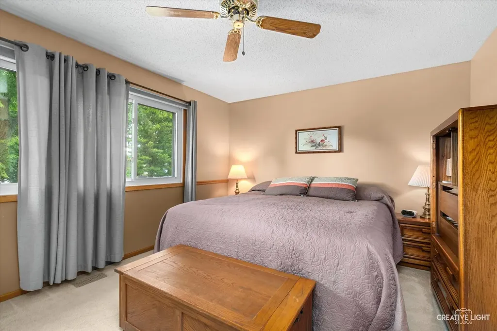 30W110 Avondale Court Warrenville IL 60555