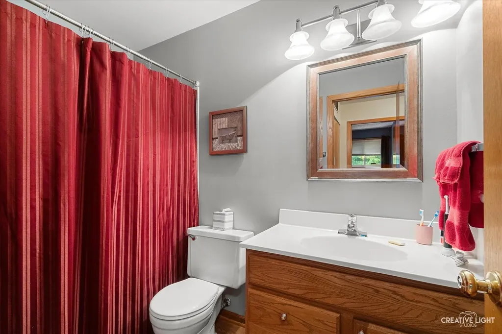 30W110 Avondale Court Warrenville IL 60555