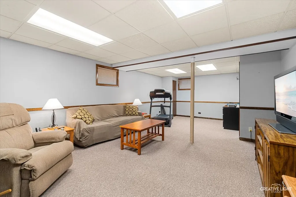 30W110 Avondale Court Warrenville IL 60555