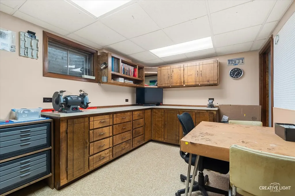 30W110 Avondale Court Warrenville IL 60555