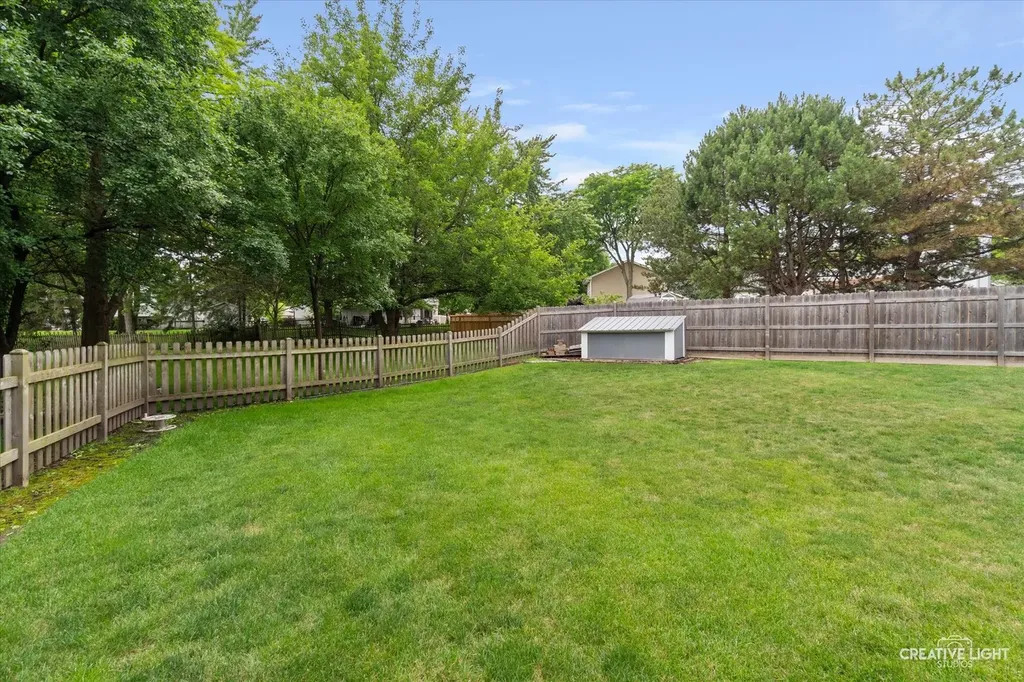 30W110 Avondale Court Warrenville IL 60555