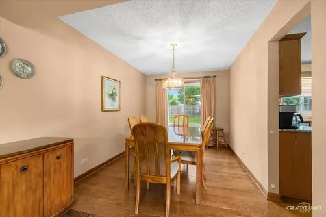 30W110 Avondale Court Warrenville IL 60555