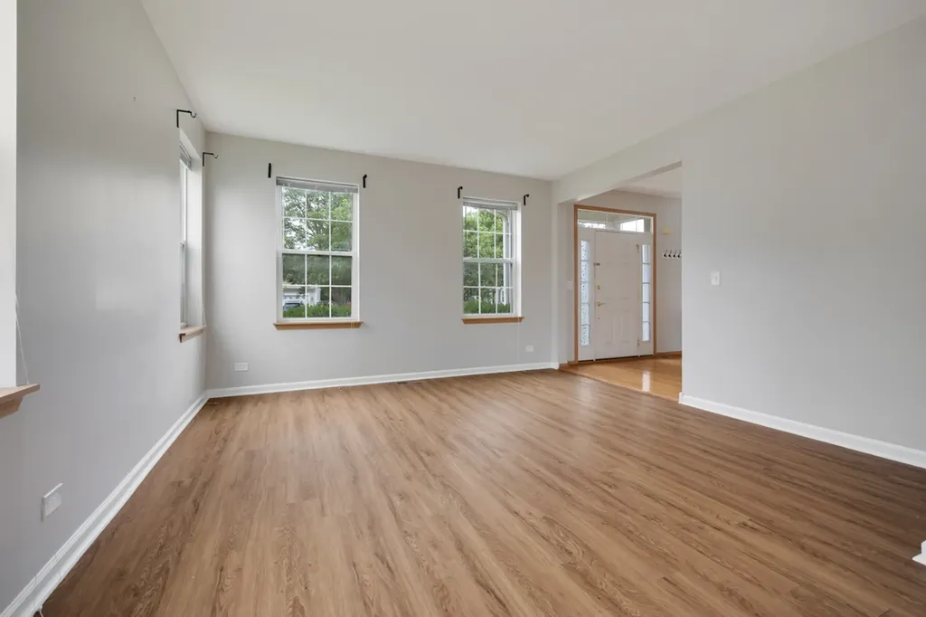 2684 Lansdale Street Aurora IL 60503