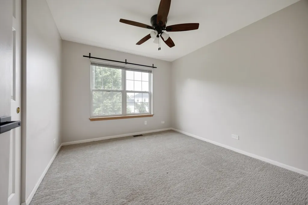 2684 Lansdale Street Aurora IL 60503